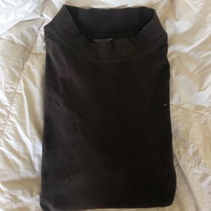 Roundtree & York Mock Neck in Brown
